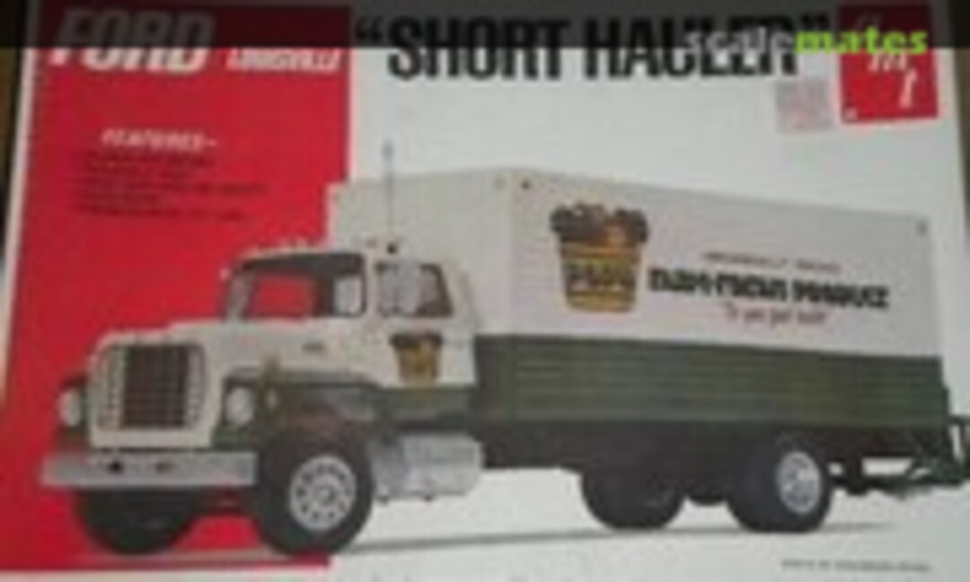 1:25 Ford Louisville &quot;Short Hauler&quot; (AMT T-515)