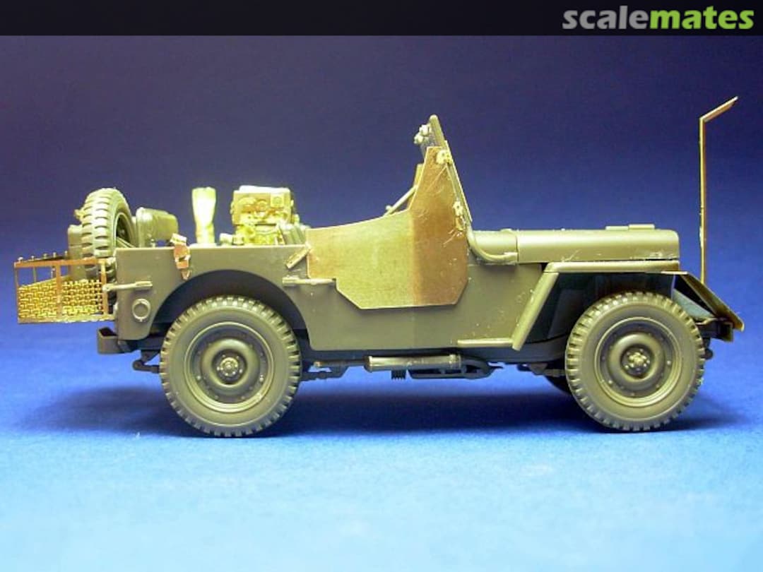 Boxart Light armoured US WWII Jeep with radio and stowage rack GM35024 Minor