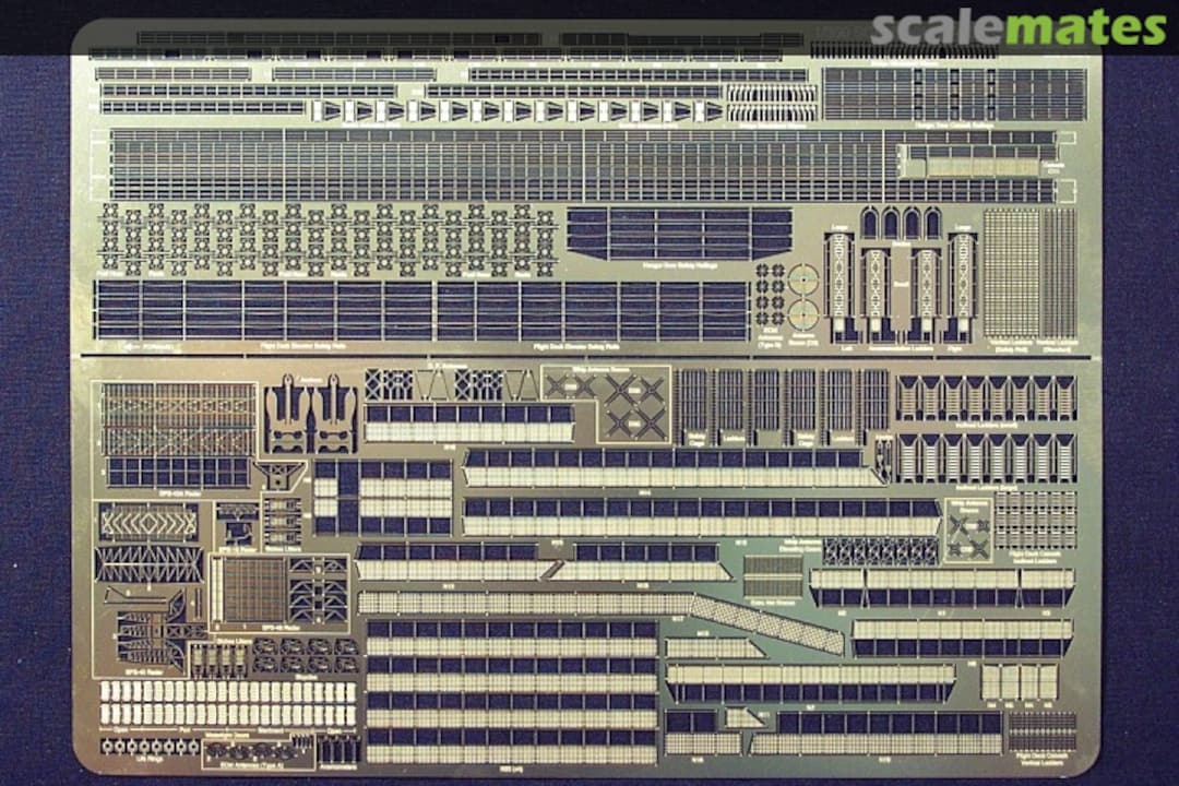 Boxart Nimitz Class Carrier (PE) 350-28 Gold Medal Models