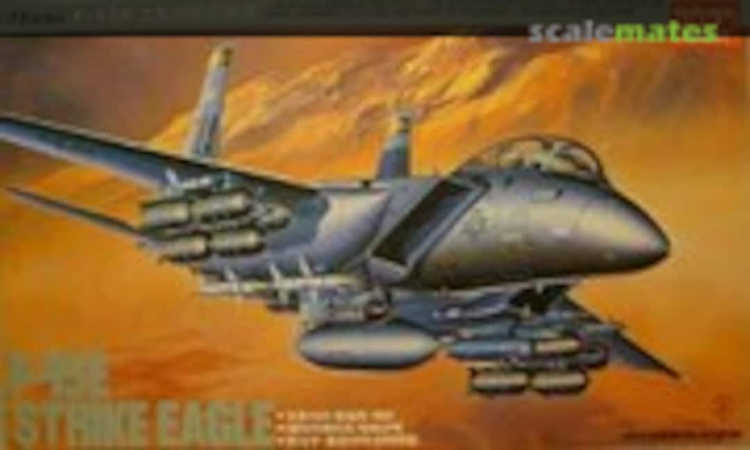 1:72 F-15E Strike Eagle (Academy FA081)