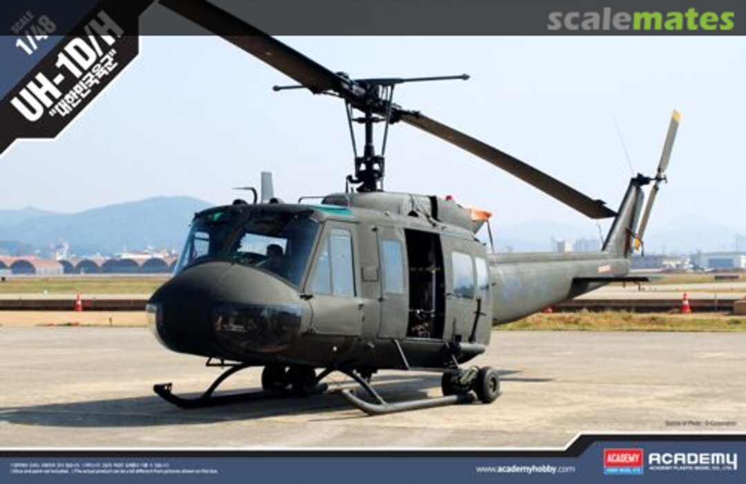 Boxart UH-1D/H 12308 Academy