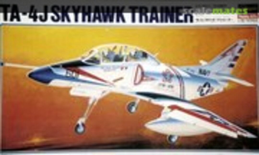 1:32 TA-4J Skyhawk Trainer (Hasegawa S024)