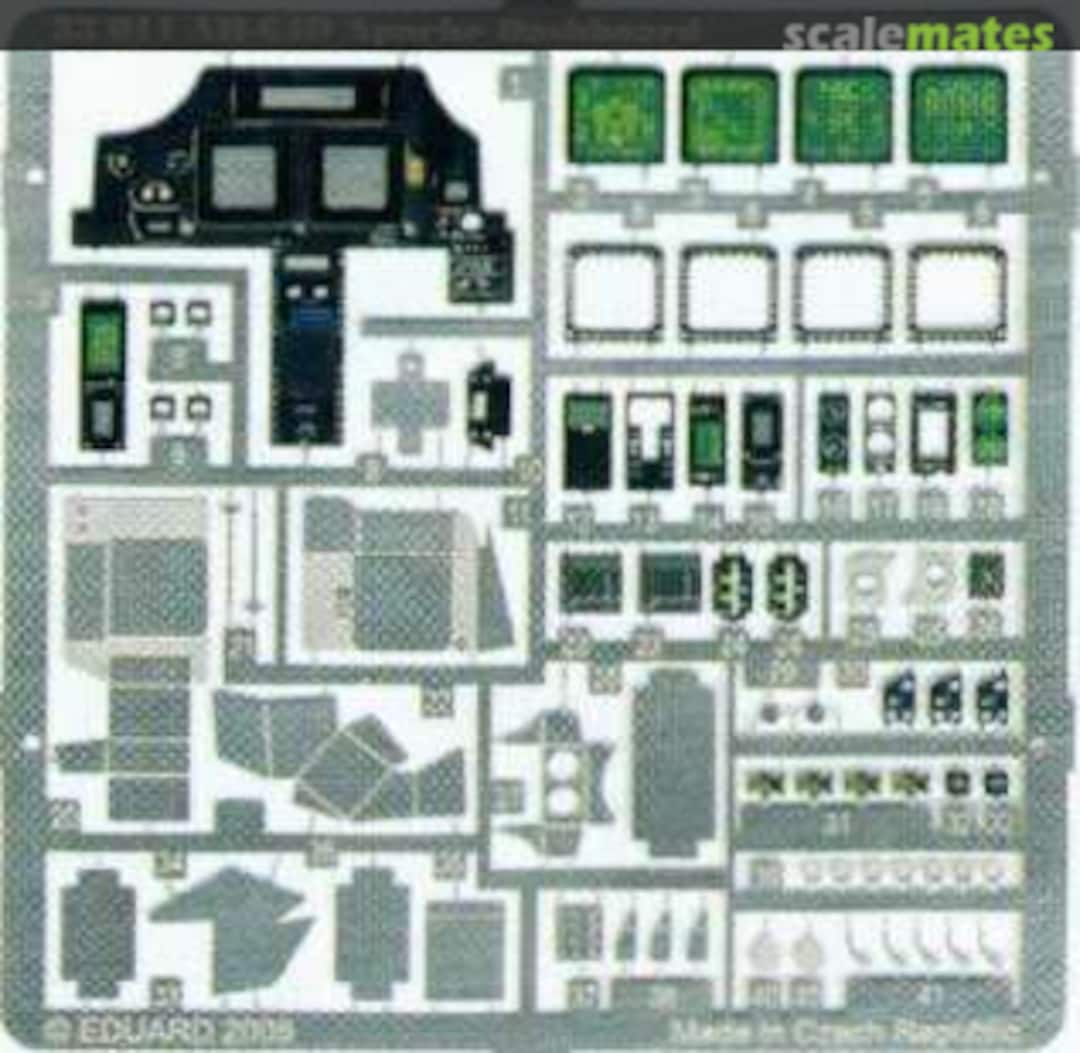 Boxart AH-64D Apache dashboard 33011 Eduard