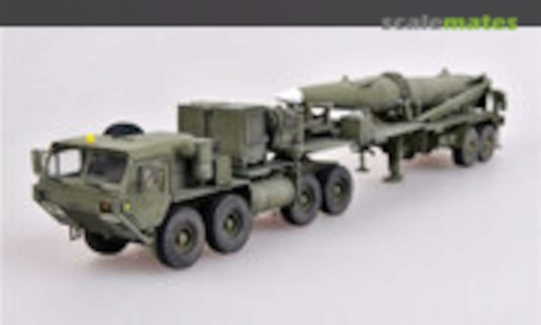 M983 HEMTT Tractor and Pershing II Missile (Modelcollect AS72110)