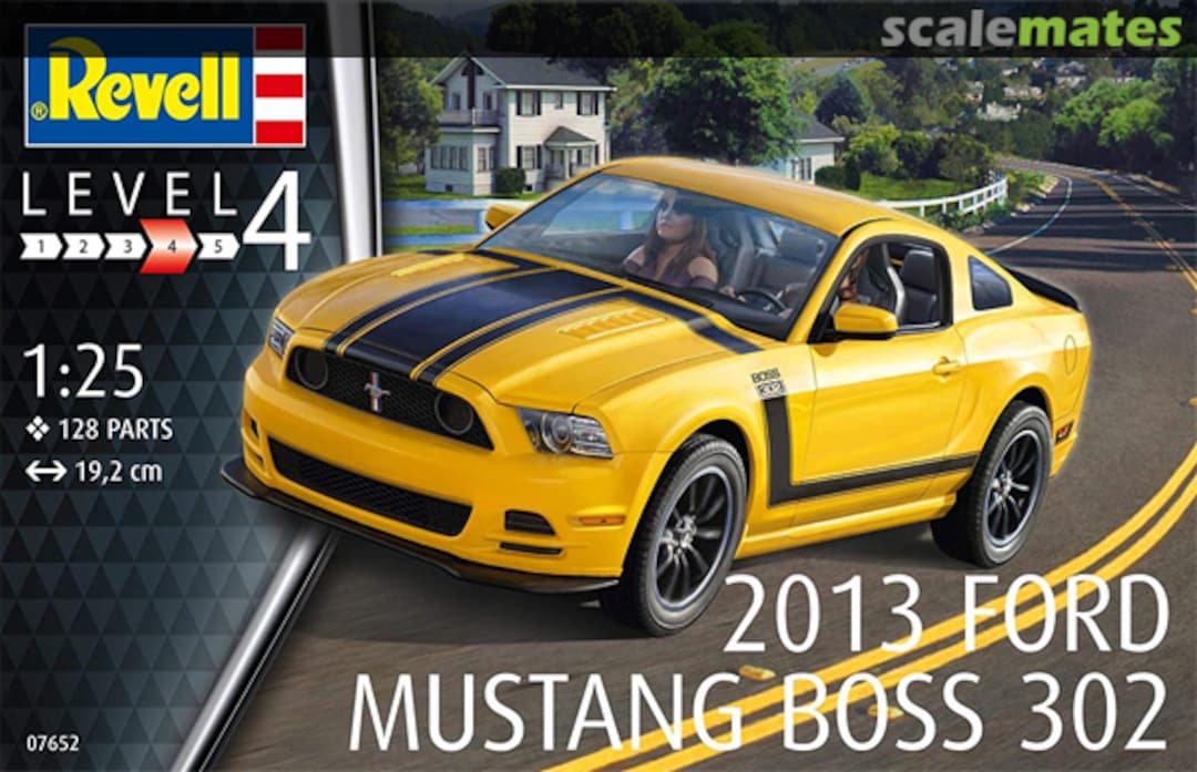 Boxart 2013 Ford Mustang Boss 302 07652 Revell