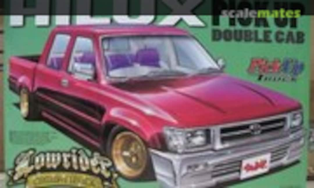 1:24 Hilux Double Cab Lowrider (Aoshima 031629)