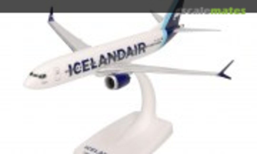 1:200 Icelandair Boeing 737 Max 8 - new colors (cyan tail stripe) – TF-ICE “Jökulsárlón” - SnapFit (Herpa 613743)