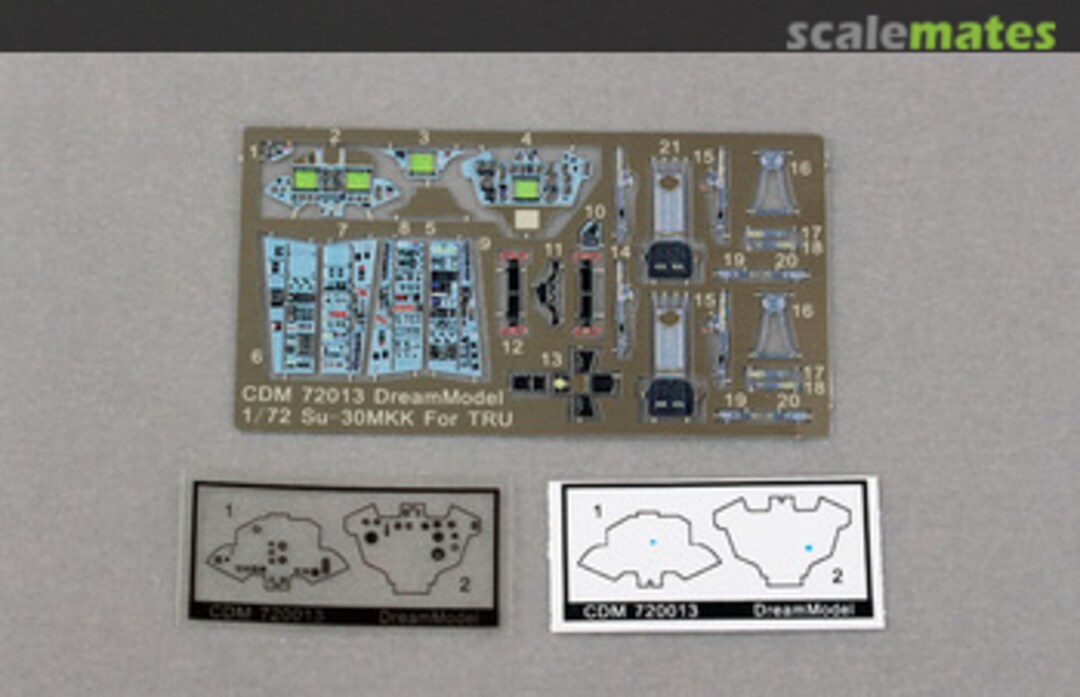 Boxart Cockpit For Su-30MKK CDM 72013 DreamModel