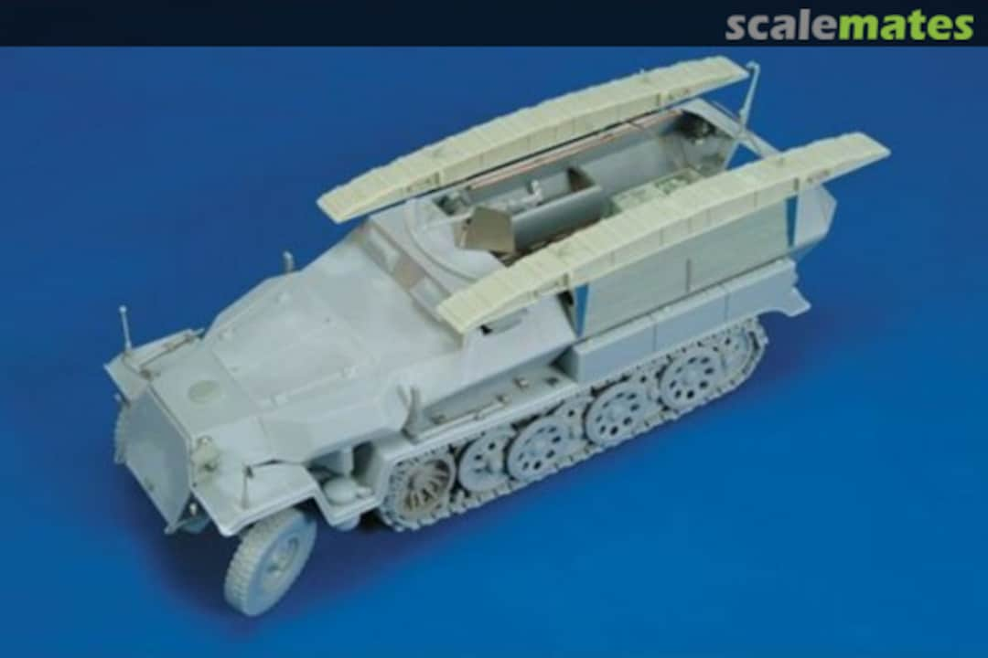 Boxart SD. Kfz. 251/7 Ausf. C - Part I ~Dragon~ 383 Royal Model