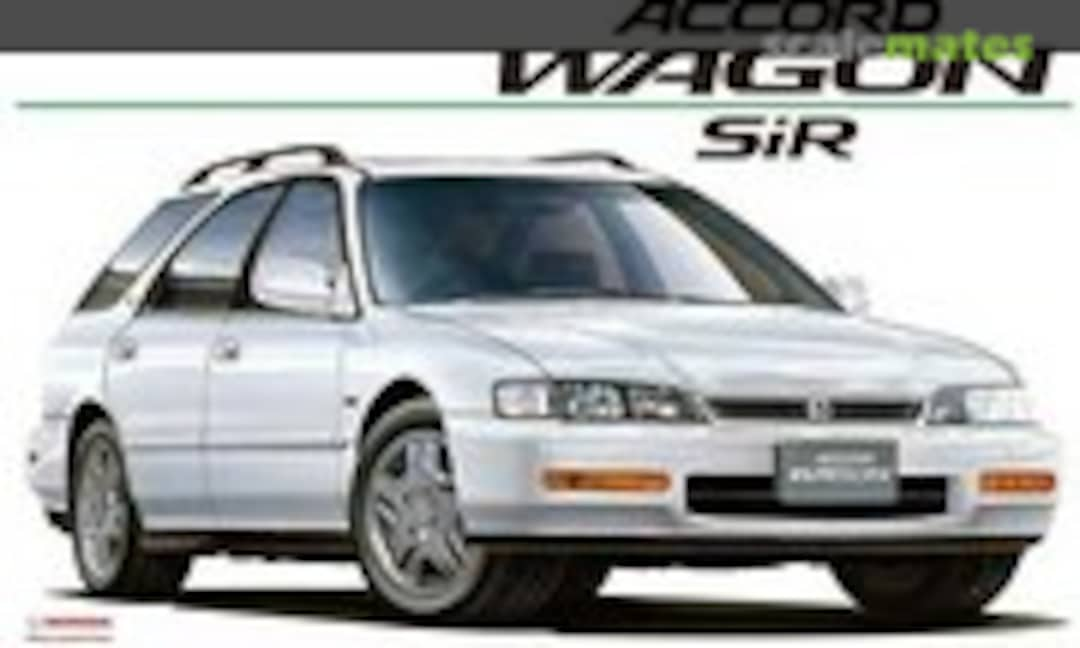 1:24 Accord Wagon SiR (Aoshima 002773)