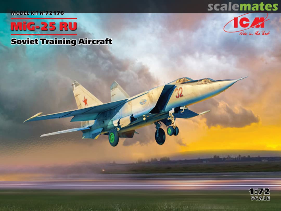 Boxart MiG-25RU 72176 ICM