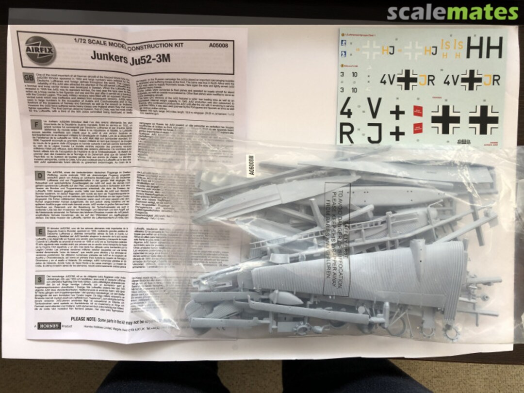 Contents Junkers Ju52-3M A05008 Airfix