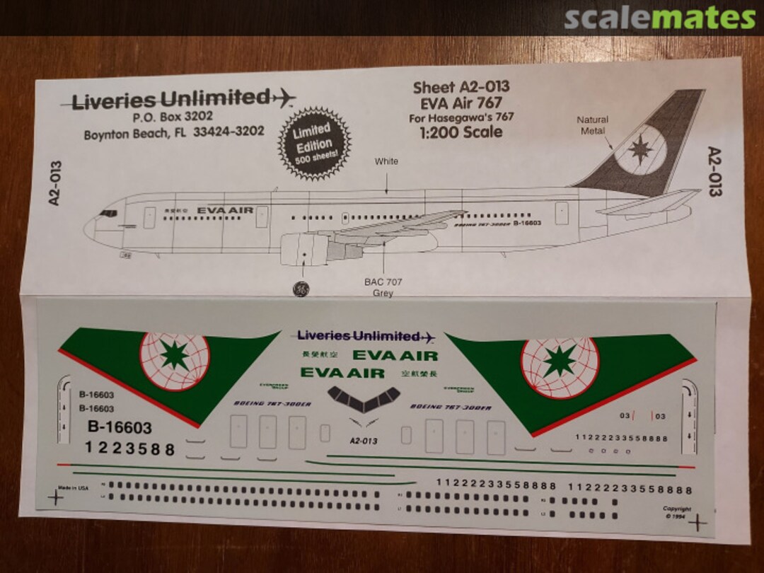 Boxart EVA Air 767 A2-013 Liveries Unlimited/Airway Graphics