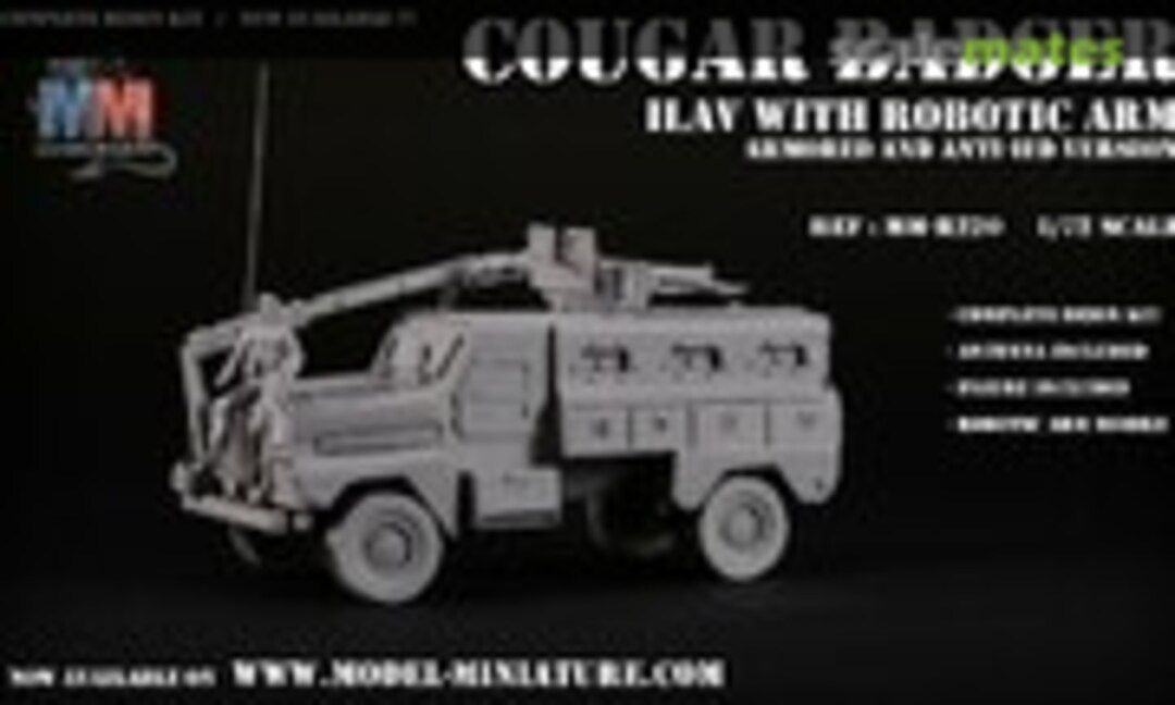 Cougar Badger ILAV with robotic arm (Model Miniature MM-R220)