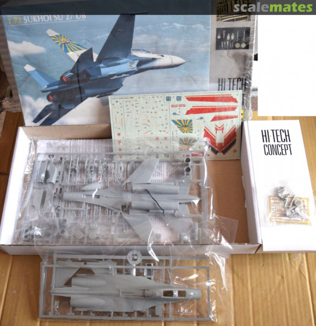 Contents Sukhoi Su 27 UB 80550 Heller