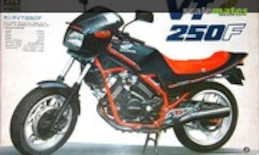 1:12 Honda VT250F (Aoshima G6-028)