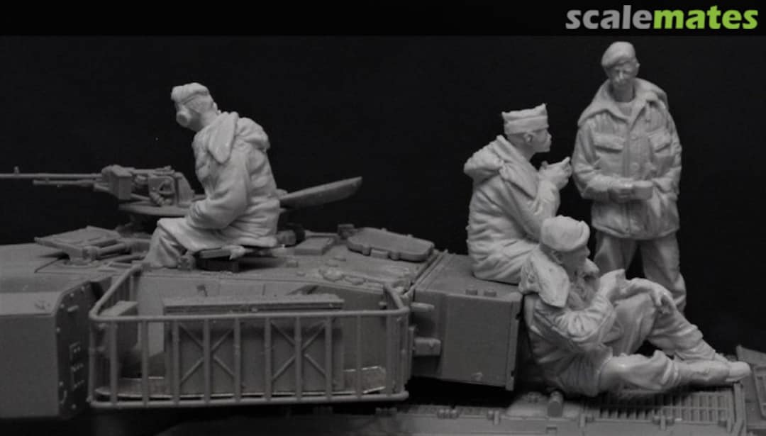 Boxart British Chieftain crew in cold weather gear ACM35029 AC Models