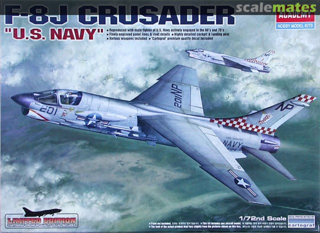 Boxart F-8J Crusader 12412 Academy