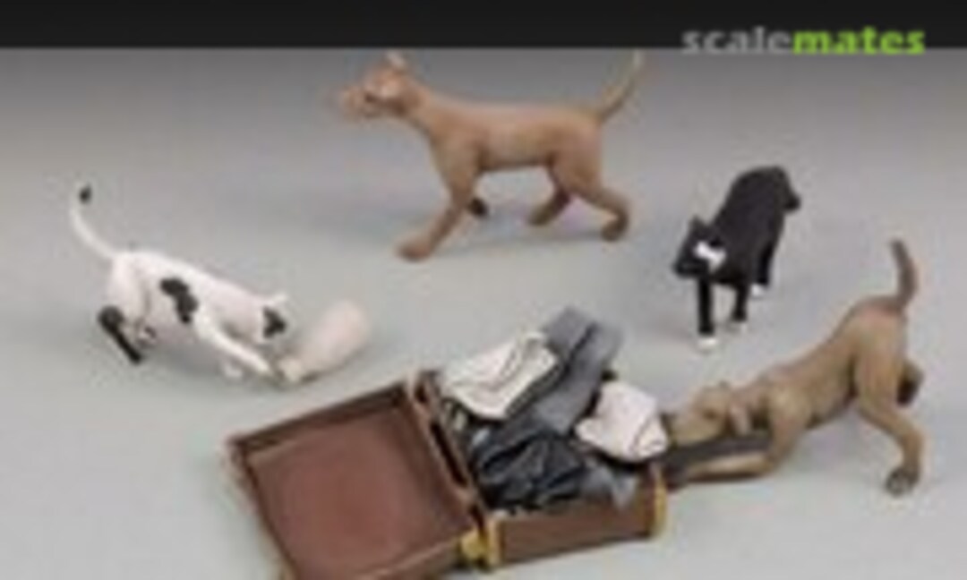 1:35 Dogs and cats (Royal Model 662)