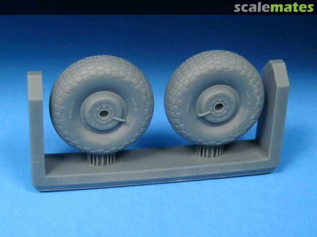 Contents Mosquito Late Mainwheels - Block Tread BR72466 Barracuda Studios