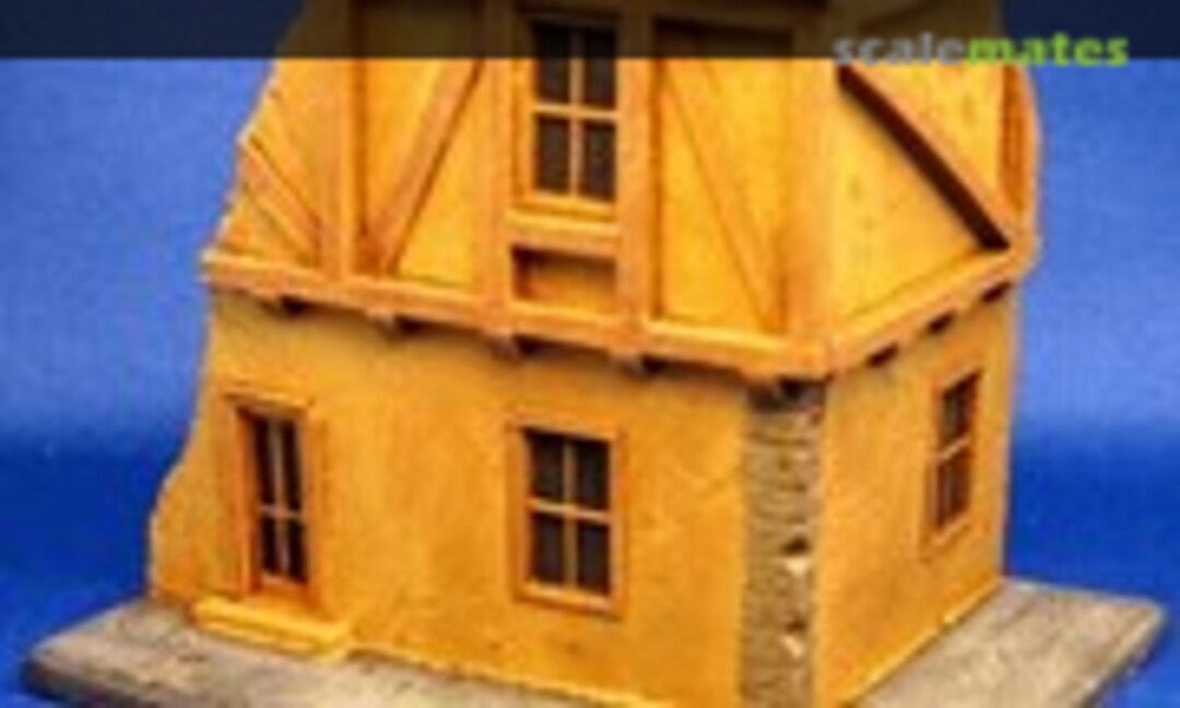 1:72 Damaged Wood Frame Stucco House (Tiger Productions R-071)