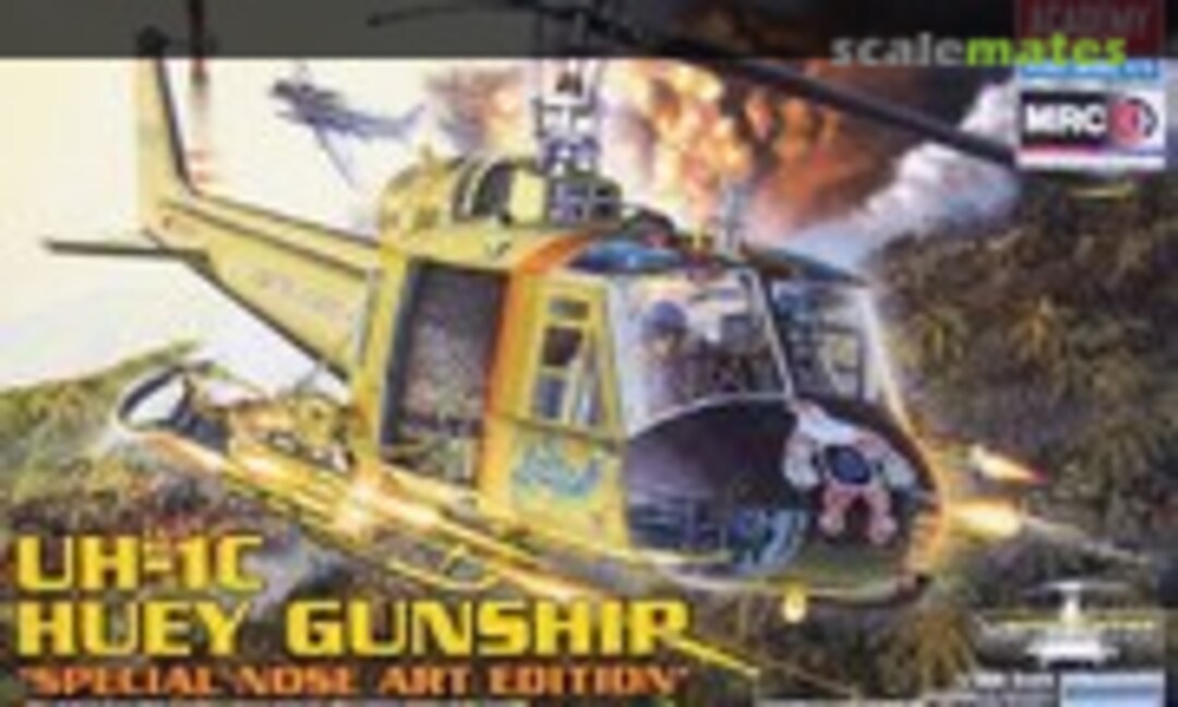 1:35 UH-1C Huey Gunship (Academy 12701)