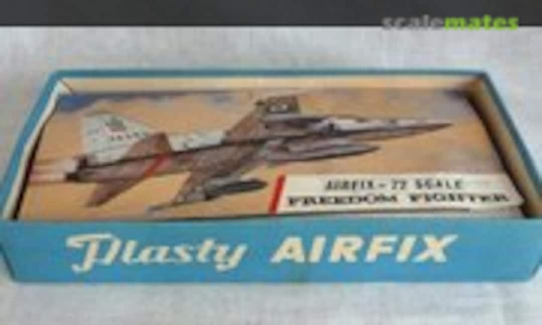 1:72 Freedom Fighter (Plasty/Airfix 123)