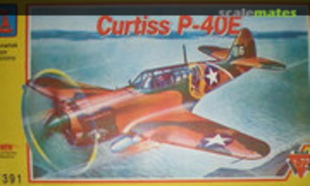 1:72 Curtiss P-40E (DZI Donetsk Toy Plant (ДЗИ) F391)