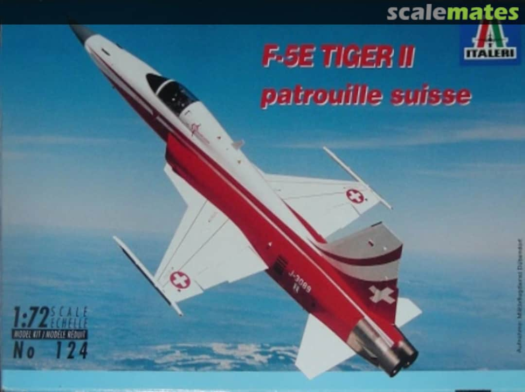 Boxart Northrop F-5E Tiger Patrouille Suisse 124 (Suisse) Italeri