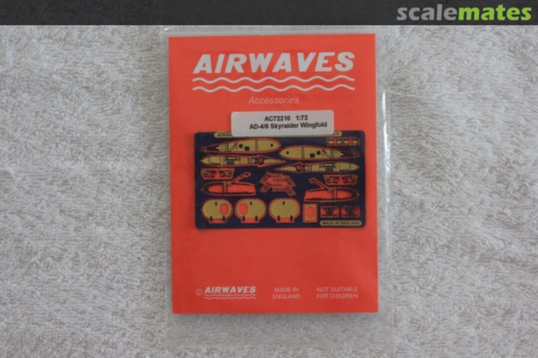 Boxart AD-4/6 Skyraider Wingfold AC72210 Airwaves