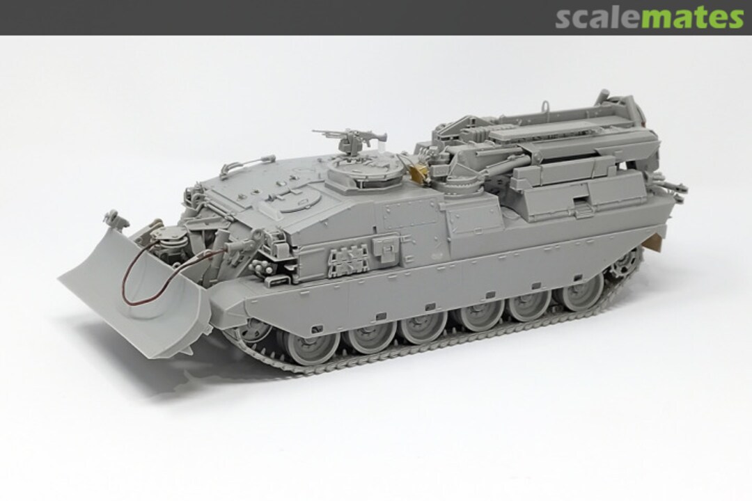 Contents Challenger 1 Armoured Repair & Recovery Vehicle 09613 Trumpeter