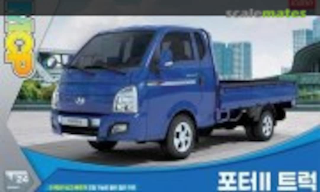 1:24 Hyundai Porter II Cargo Truck (Academy 15144)