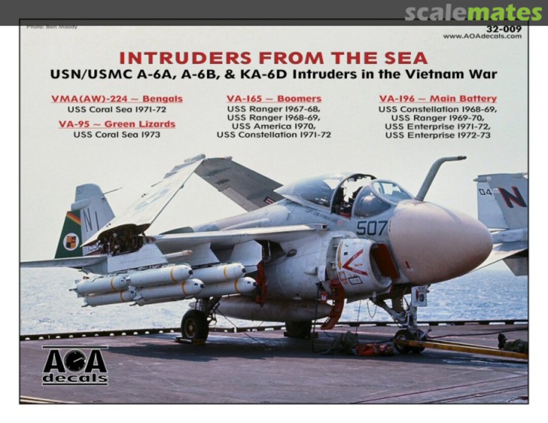 Boxart Intruders from the Sea 32-009 AOA decals