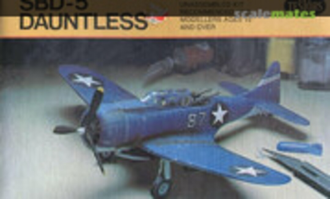 1:72 SBD-5 Dauntless (Testors 611)