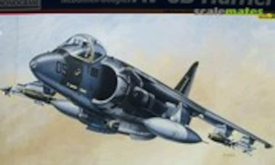 1:48 AV-8B Harrier (Revell Monogram 85-5448)