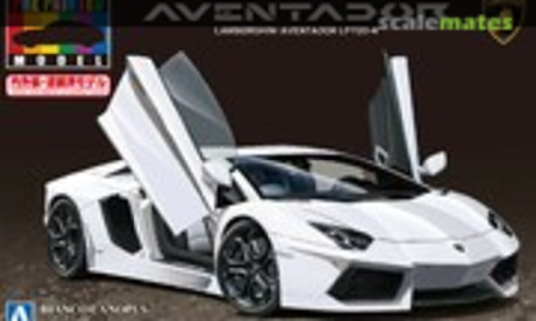 1:24 Lamborghini Aventador LP 700-4 (White Pearl) (Aoshima 011393)