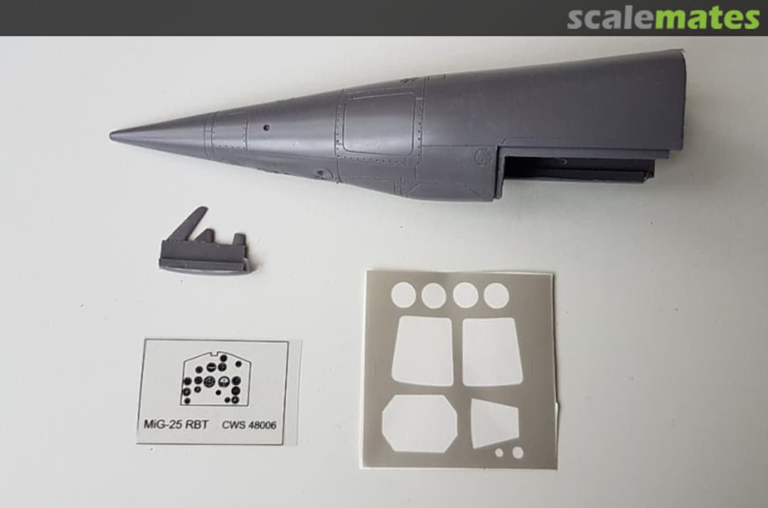 Boxart Mig-25 RBT nose correction set CWS48006 Cold War Studio