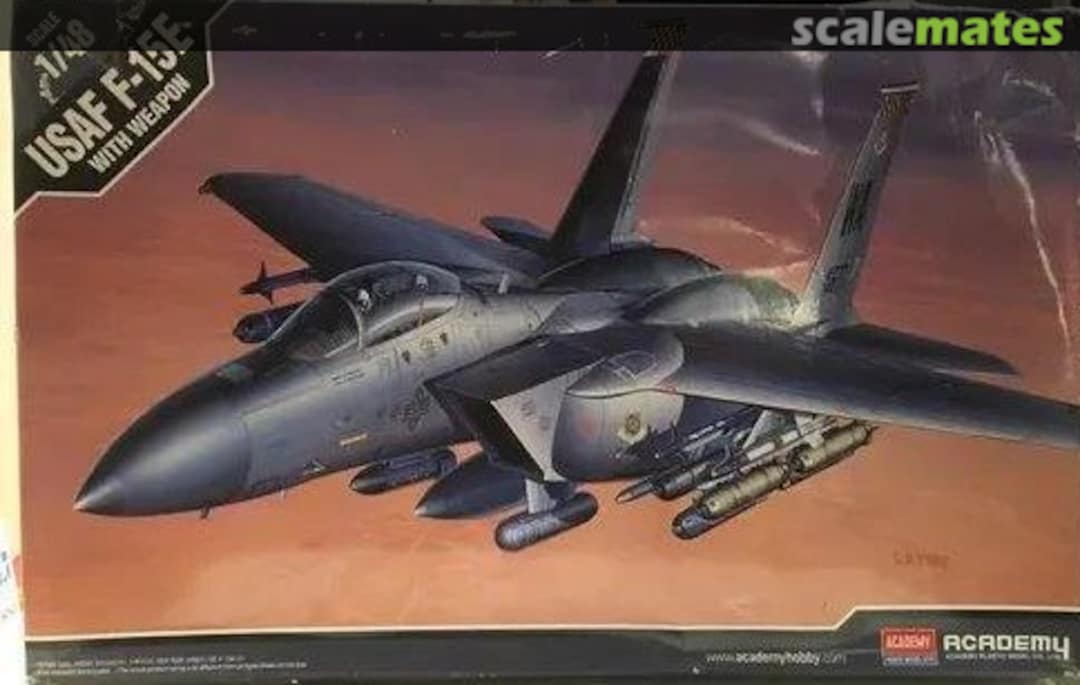 Boxart F-15E Strike Eagle with weapon 12264 25000 Academy