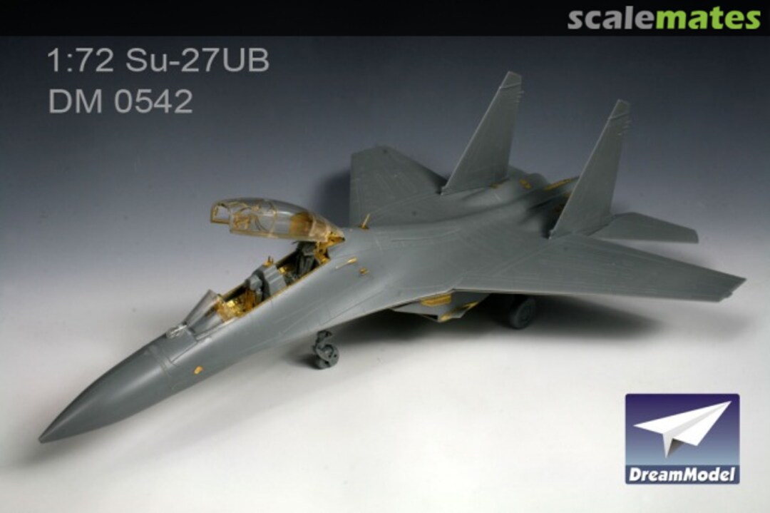 Boxart SU-27UB DM 0542 DreamModel