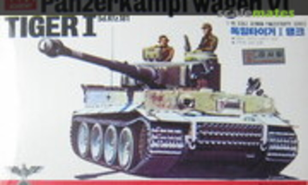 1:48 Panzerkampfwagen VI Tiger I (Academy )