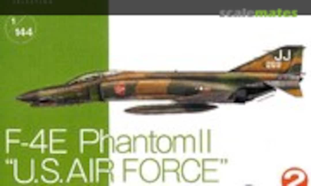 1:144 F-4E Phantom II (Platz FC-5)