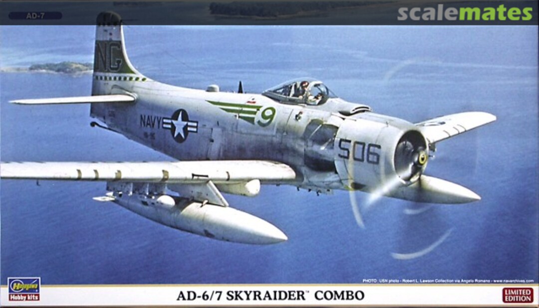 Boxart AD-6/7 Skyraider Combo 02027 Hasegawa