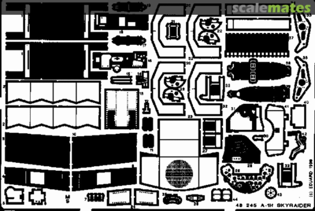 Boxart A-1H Skyraider 48245 Eduard