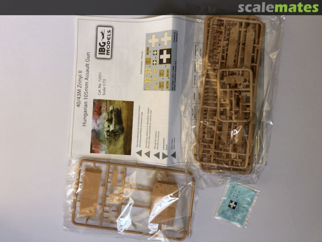 Contents 40/43M Zrinyi II 72051 IBG Models