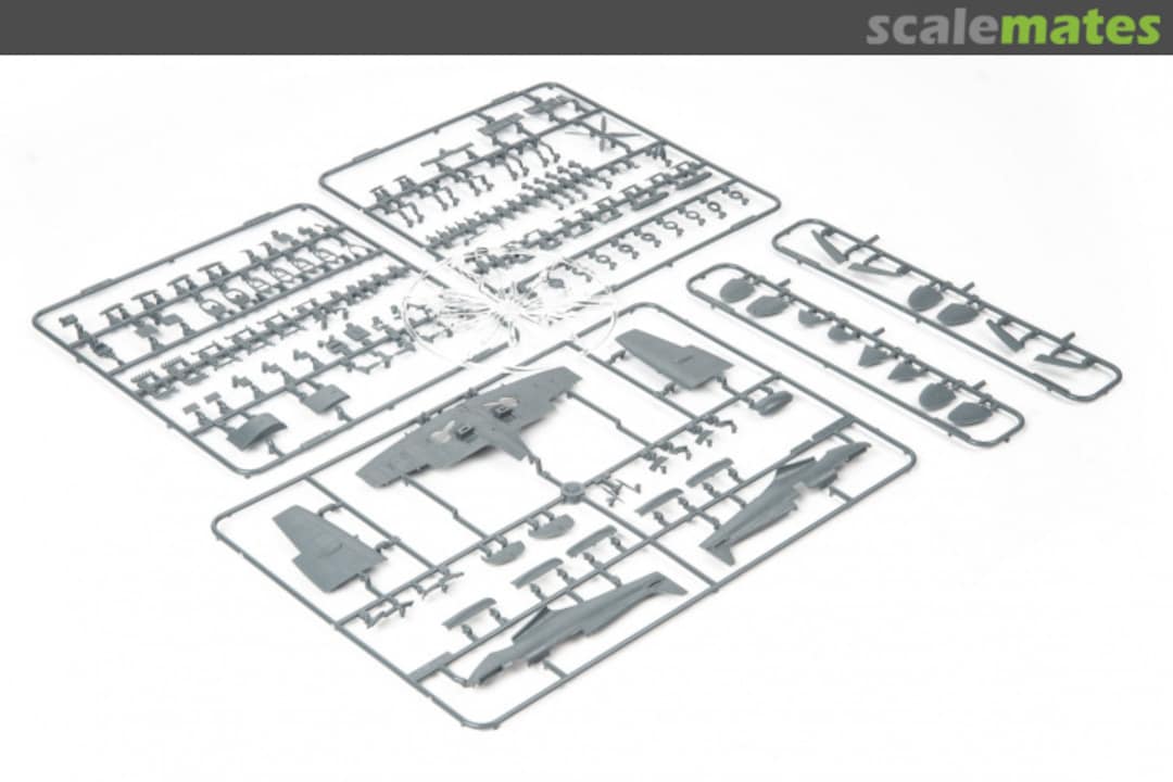 Contents Spitfire Mk.IXc early version 70122X Eduard