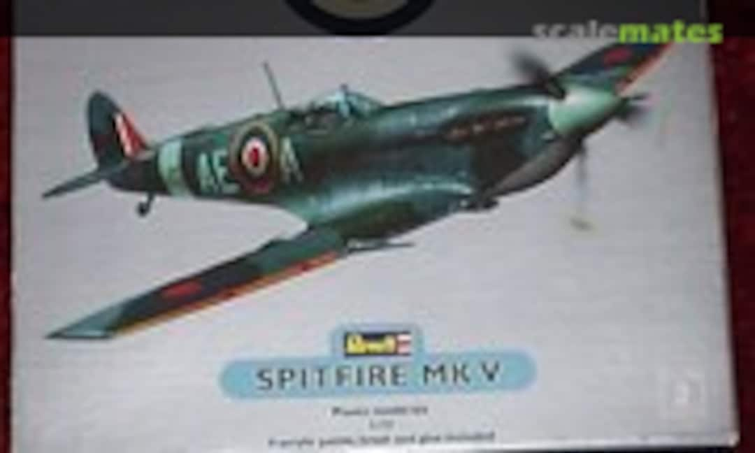 1:72 Spitfire MK V (Marks &amp; Spencer )