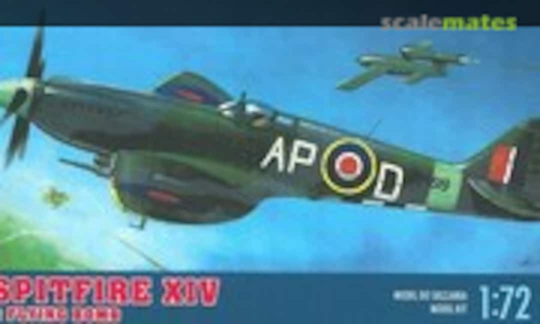 1:72 Spitfire XIV &amp; Flying Bomb (Chematic 72206)