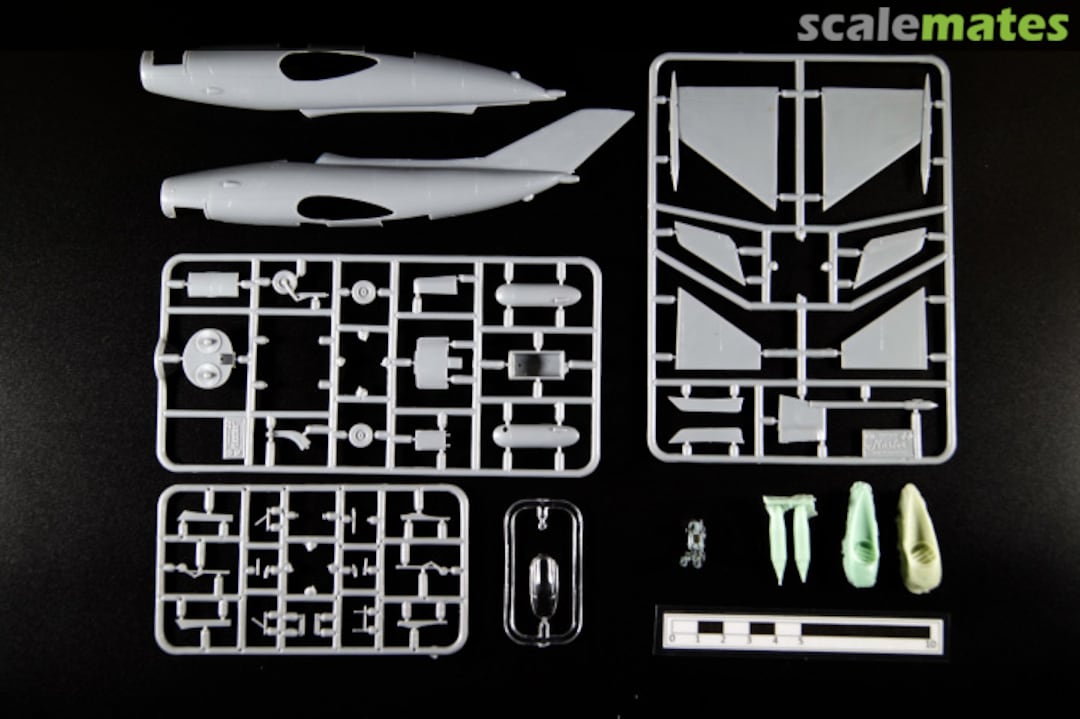 Contents Yakovlev Yak-36 Freehand AM 7203 ART model