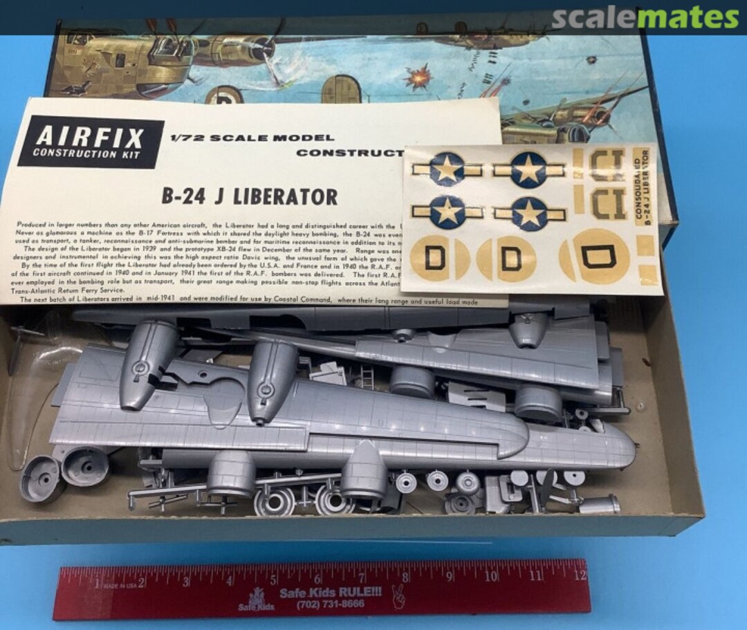 Contents B-24 Liberator Airfix-72 Scale Kits 4-129 Airfix Corporation of America