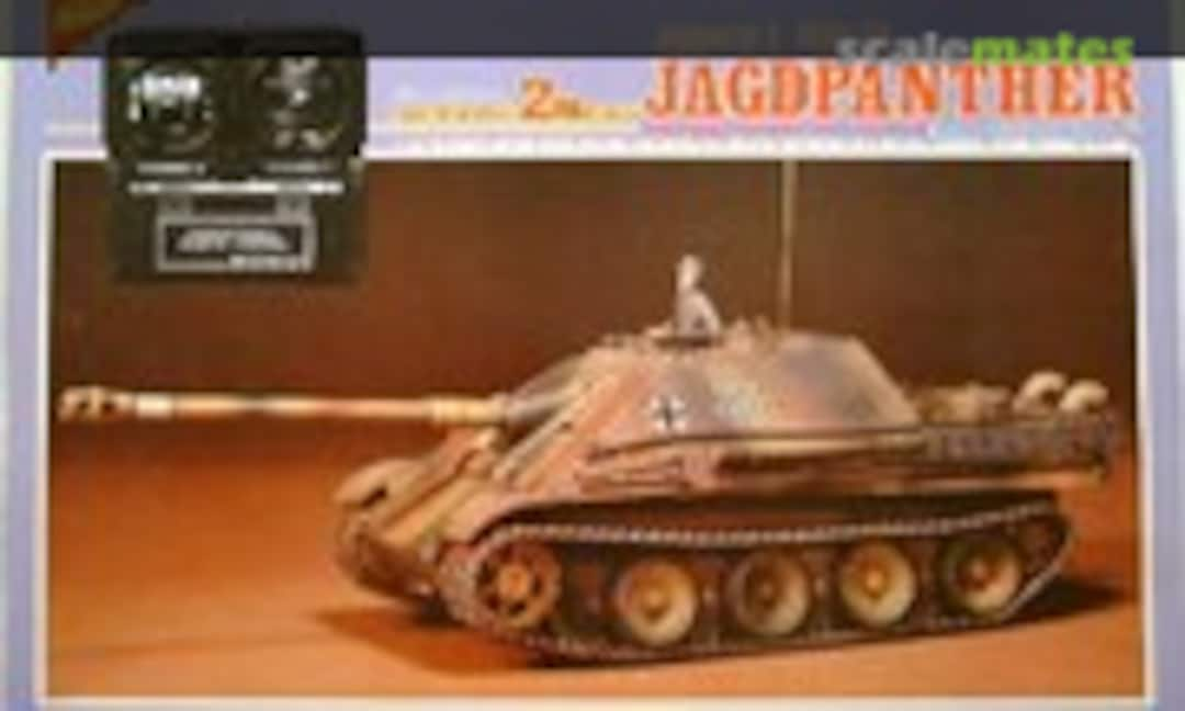 1:35 Jagdpanther (Nichimo NR-3508)